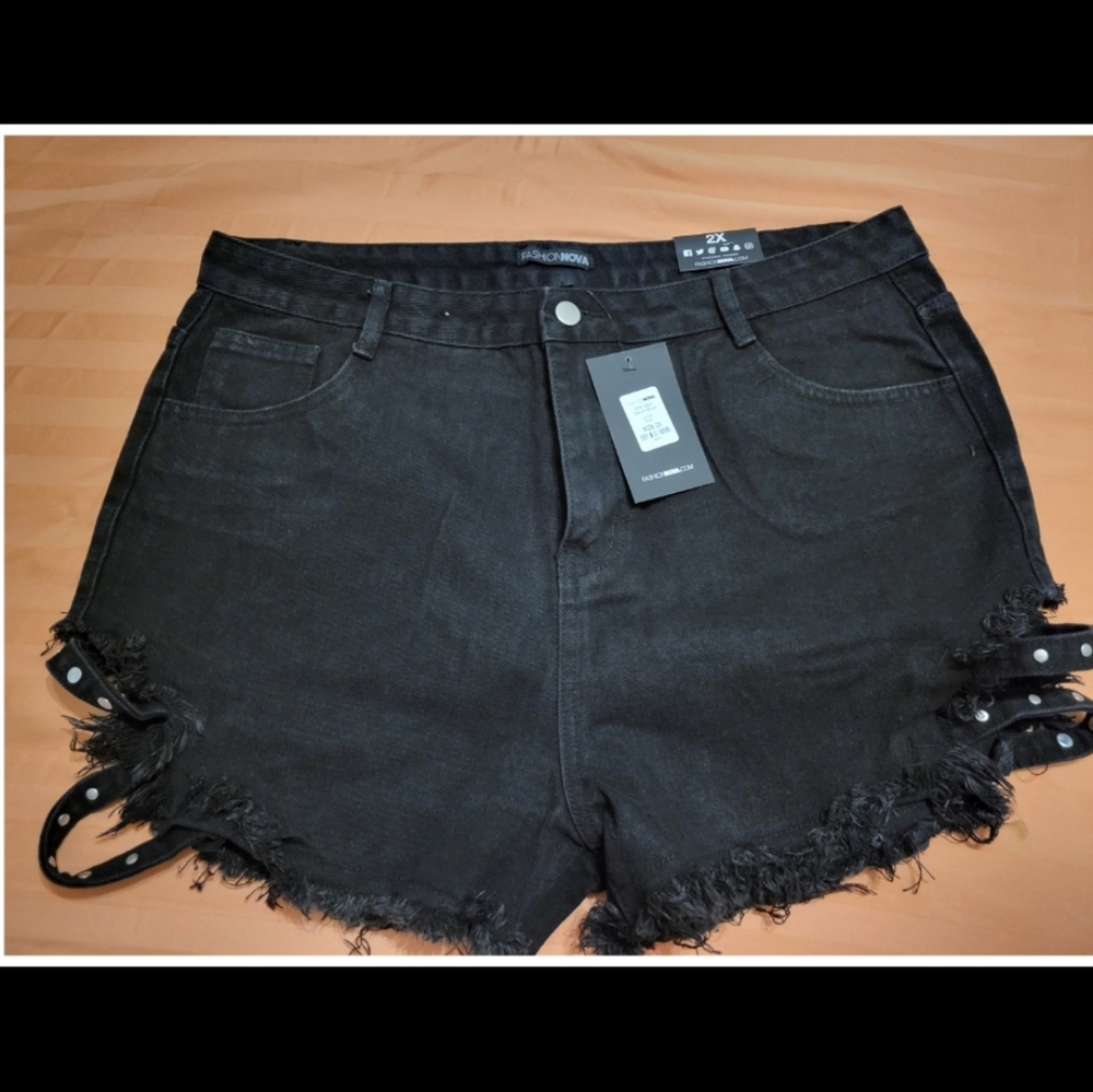 Fashion Nova After Dark Denim Black Shorts